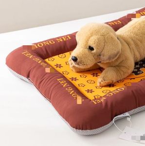 Top Kennel Dog Bed Four Seasons General Fabrics Cat Nest Dog Beds Venda direta da fábrica Suprimentos para animais de estimação Atacado 50 * 32 * 4 cm 2,00 Kg-4,00 kg Camas para animais de estimação