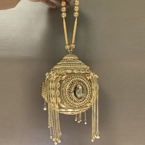 Bolsas de noite DOYUTIG femininas indianas feitas à mão com contas embreagens Vintage cristal pequeno borla para casamento feminino F669 230711