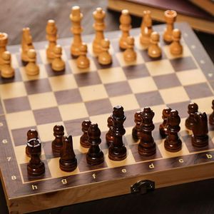 Giochi di scacchi 24-39 cm Scacchi 3 in 1 Scacchi pieghevoli in legno con grande scacchiera per principianti Bambini Adulti 230711