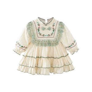 Sukienki dla dziewczynek dziewczynek sukienka na wiosnę styl lolita haft wesele sukienki dla dzieci dla dziewczynek tiul księżniczka ubrania dla dzieci 0-4YHKD230712