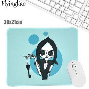 Coraline Horror Permance Creative Office Pad Pad Kawaii Mouse Mouse Mouse Anti Slip Desk Mats Custom Desk Pad