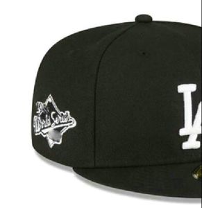 2023 Cappelli aderenti da baseball da uomo Colore nero classico Hip Hop LOS ANGELES Sport Full Closed LA Design Caps Chapeau 05 Stitch Heart 