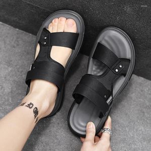 Men Leisure Sandals Leathersummer Beach Shoes High Quality Outdoor Male Non-slip Comfortable Casual Sneakers 633