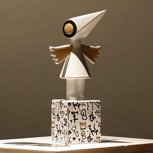 Decorative Objects Figurines Creative Product Monument Valley Ida Raven Statue Ceramic Handpainted Modern Desk Decoration Living Room Home 230711