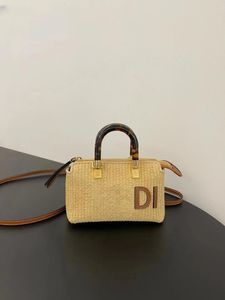 Высококачественная мини -соломенная солома для маленькой квадратной дизайнерской дизайнерской женской сумки повседневное крест на сумке мужская сумочка мешок для тела