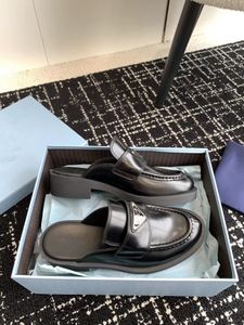 Zarif Monolit Loafers Ayakkabı Kadın Mokasenleri Siyah Beyaz Deri Sıradan Lady Kızlar Platform Heels Spor Ayakkabı Toptan Ayakkabı Konforu Yürüyüş Slicper35-40