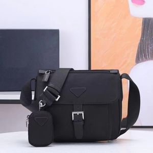 10A Designer da mais alta qualidade Mens Black Shoulder bag Crossbody Shoulder Bags Nylon Messenger Bag 2 peças Estilo Casual com Bolsa Pequena