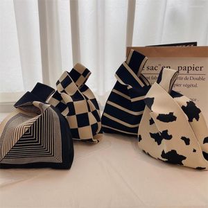 Shoppingväskor Fritidsväska Japansk minihandväska Bred Kvinnor Handledsfärg Student Pläd Handgjord Stripe Återanvändbar Stickad Knot Tote