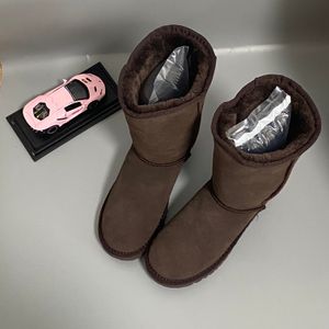 Vendita calda Donna Ultra Boot Designer Piattaforma australiana Uomo Vera pelle Calda 5815 2 cm Inverno Pelliccia piena Soffice peloso Stivaletti in raso Stivaletti Stivali da neve