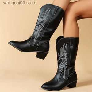 Stivali Donna Stivali invernali 2022 Pu Zeppa in pelle Tacco alto Stivali western da cowboy Totem Scarpe a quadretti Outdoor Scarpe da donna a metà polpaccio Slip-On T230713