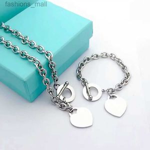 Hett säljande Födelsedag Julklappar 925 Länkkedja Silver Hjärta Armband och Halsband Set Bröllopsuttalande Smycken Hjärta Hänge Halsband Set Box