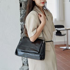 Bolsas de noite 2023 moda feminina vintage bolsa de couro pu designer de luxo bolsas correntes bolsas para mulheres lady hobos ombro preto