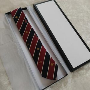 Men's Formal Business Tie European och American Famous Brand Silk Tie Gift Box Classic Leisure First Choice for Marriage 2632