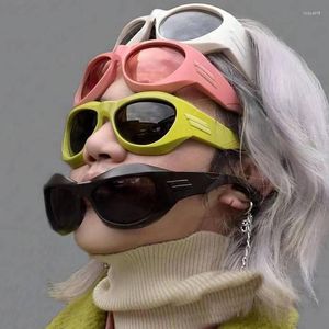Güneş Gözlüğü Açık Spor Kadınları 2000S 90S Estetik Y2K Güneş Gözlükleri Erkekler Vintage Gölgeler Moda Sarı Pembe Punk Gogle Eyewear