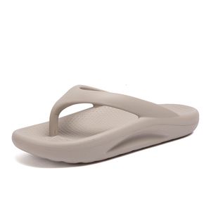 Tofflor Beach Flipflops Sommar Herr Tofflor Massage Sandaler Bekväma män Casual Skor Mode Herr Flip Flops Sälj skor 230712