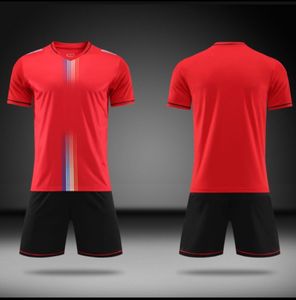 Andra idrottsartiklar DIY Fotbollsträning Snabbtorkning av tyg Anpassade tröjor Futebol Uniform Sportwear Adult Team Jersey Short 230713