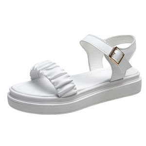 Skor Bekväma och platta sandaler Elegant Casual Women's Summer Slippers äkta läder Round Toe Beach Platform 230713 101 Sals