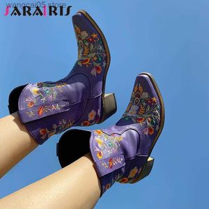 Stövlar 2022 Nya vintage Women's Western Boots Fashion Retro Embroider Chunky Heels Cowboy Boots Autumn Winter Shoes For Woman Big Size T230713