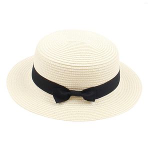 Cappelli a tesa larga 2023 Semplice estate Cappello da spiaggia genitore-figlio Femmine Casual Panama Lady Brand Women Flat Bowknot Berretto di paglia Ragazze Sun