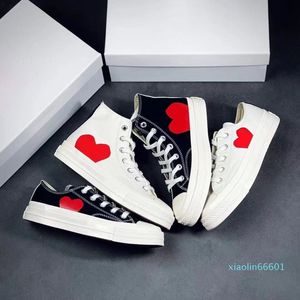 Casual Shoes Classic Vintage Big Eyes White Women's Sneakers Couples Skate shoe Lace-up High top canvas shoes