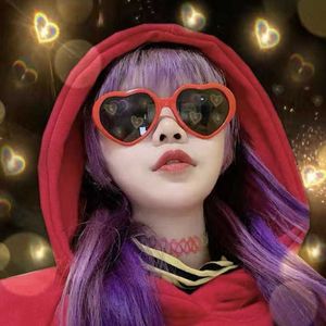 Óculos de sol Luxo Moda Outdoor Designer Verão Feminino Clássico Polarizado tiktok adora óculos de efeitos especiais vermelho e o mesmo em forma de coração infantil.