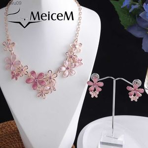 Meicem New In Magnolia Flower Daisy Choker Silver Color Necklace Pendant Blue Enamel Necklace Women Party Gifte Female 2023 L230704