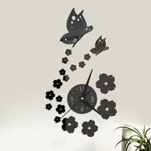 Настенные часы 1 набор Привлекательные висящие часы 4 номеров Дисплей времени 3D визуальный эффект бабочка племени цветущий искусство