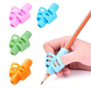 Färgglada blyertsgrepp Penhållare Silikon Baby Learning Writing Tool Correction Device Learning Partner Studenter Stationer Studert Pencil JL1563