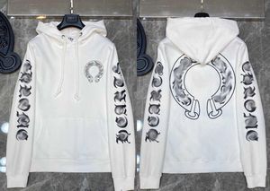 T skjortor designer män krom vinterhjärta hoodie ch långärmare jacka lös kappa huvtröja kvinnor hip hop chromees hjärtan zip up coatkjmb