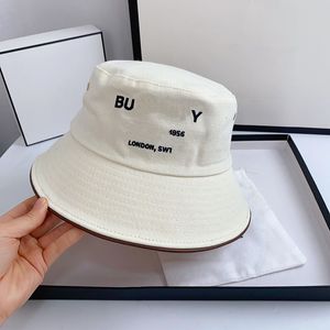 Luksusowy projektant Bucket Hat Klasyczne litery dla mężczyzn Women haft haft szerokie grzbiet czapki czapka casualna czapka baseballowa krem ​​brązowy słoneczny kapelusz zima