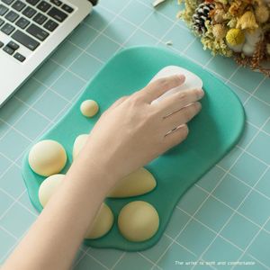 3D Memory Foam Mouse Pad Silicone Soft Almofadas Cute Cat Pata Wrist Rest Kawaii Laptop Computer Desk Mat Office Suprimentos