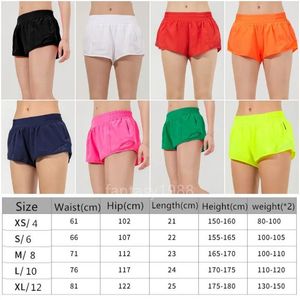 LL-88248 Womens Yoga Outfit High midjeshorts träning byxor gym fitness bär flickor som kör elastisk vuxen sportkläder cheerleaders heta heta höghöjda fodrade shorts