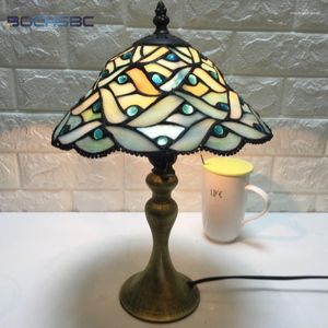 Lampy stołowe Bochsbc 10 cali wielokolorowa szklana abażur Tiffany Style Light for Living Pokój Dekoracja Lampa biurka