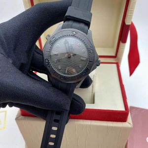 남자 자동 기계식 시계 크리스마스 럭셔리 시계 크기 44mm 사파이어 유리 방수 디자이너 시계 Montre de Luxe