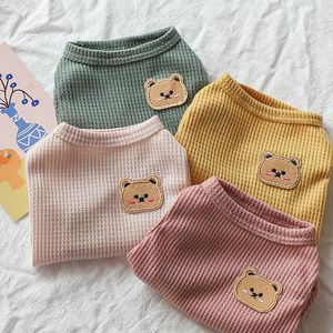 犬アパレルペットの衣料品ベアベスト猫ソリッドTシャツlfashion chihuahua cotton summer緑の通気性の少女パグ服の小さな犬の服