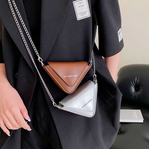Shoulder Bags Mini Purse for Women Cute Triangle Fashion Leather Messenger Sling 2023 New Ladys Luxury Brand Pouch 230426