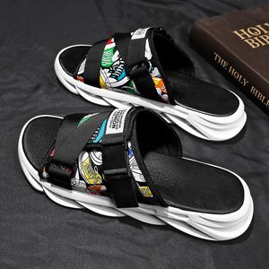 Kapcie Summer Slippers Men Outdoor Slides dla męskich butów męskich komfort płaski podeszwy nie-szlip flip-flops trend butów plażowych sporty kapcie 230713