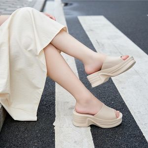 Slippers Summer Fashion Platform Sandals Outdoor Beach Walking Slippers Fashion Female Wedge Shoes Casual Mules Shoes Designer Slippers 230713