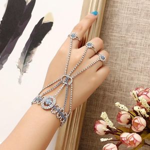 Charm Bracelets Stonefans Trendy Rhinestone Ring Bracelet Connected Bangle For Women Crystal Finger Link Hand Harnes Jóias Presentes