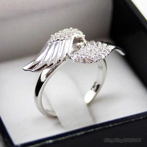 Bling Bling VVS Moissanite Ring 100% 925 Стерлинговое кольцо Дизайнер Стиль Топаз CZ Новое кольцо творческое ангельское крылья женское кольцо