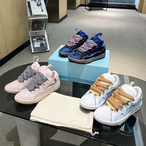 Curb Sneakers Tasarımcı Sneaker Erkek Kadın Ayakkabı Platformu Deri Eğitimleri Chunky Kabartmalı Ayakkabı Buzağı Casual Ayakkabı Dantel Yukarı Kauçuk Spor ayakkabılar