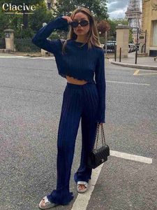 Kvinnors tvåbitar byxor Claceive Fashion Long Sleeve T-shirts Två stycken Set Womens BodyCon Blue Pleated Pants Set Streetwear Elegant Wide Trouser Suits T230714