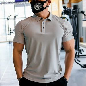 Camisetas Masculinas Masculinas Fitness Workout T-shirt Manga Curta Masculina Musculação Polos Esportivos Lapela Esportes Casuais Roupas de Secagem Rápida L230713