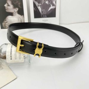 Cinto de Couro Feminino de Luxo Largura 2,8 cm Moda Clássico Acabamento Vintage Com Vestido Cintura Oeste Famoso Designer Cinto Alta Qualidade Atacado