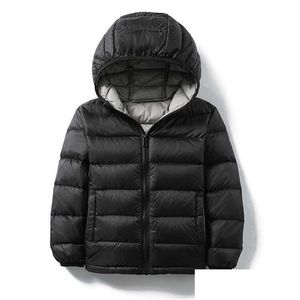 Casaco de penas de alta qualidade para crianças jaquetas de pato 2022 novo tra leve com capuz casacos de inverno para meninos meninas portátil à prova de vento puffy parkas 14T D Dhkul