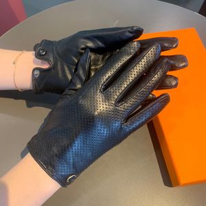 Winter Gloves Five Fingers Gloves Ladies Leather Short Fleece Thickened Glove Trendy Solid Protective Gloves Festivals Gifts