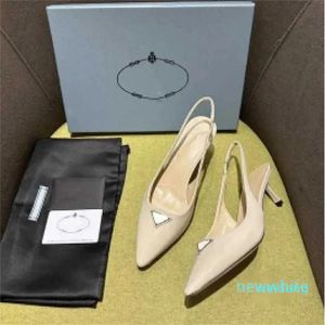 2023 Designer Luxury Beige Pointed Toe Slingback Pump Kitten Heel Shoes