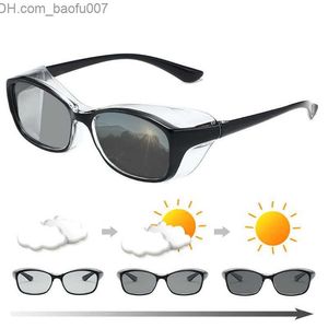 Солнцезащитные очки Маленькие квадратные поляризационные солнцезащитные очки, меняющие цвет, защитные очки с боковыми очками, защищенные от брызг, фотоэлектрические очки, меняющие цвет Z230717