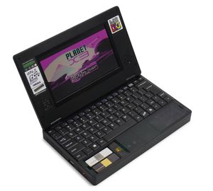 Notebook antigo com sistema DOS compatível com IBM XT - Book8088 com cartão CF de 512M e 640 KB de memória