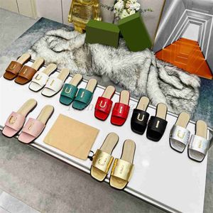 Summer Women Fashion Slip-On Slides Thick Soled Slippers Letter Outdoor Casual Flat Flip Flop Platform Sandaler med låda